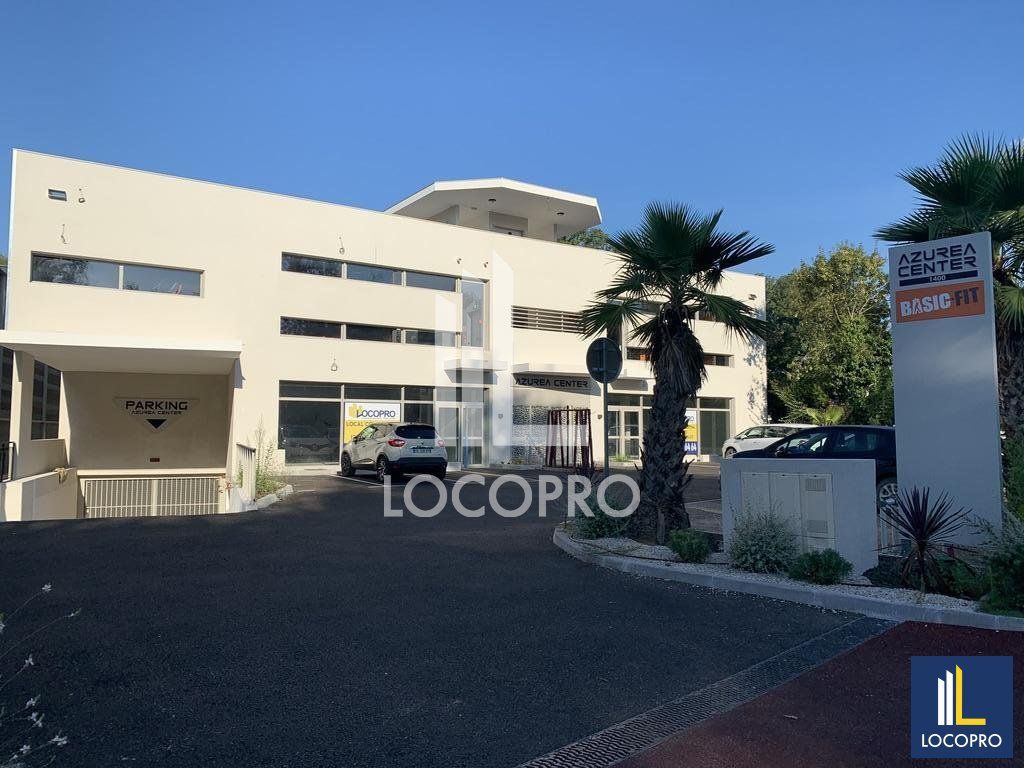 LOCATION PURE - LOCAL COMMERCIAL - 1 200M2 DIVISIBLES - LA COLLE SUR LOUP
