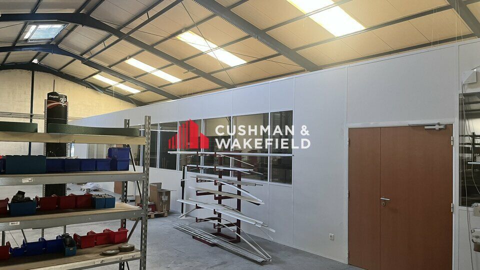 LOCAL D'ACTIVITES A LOUER