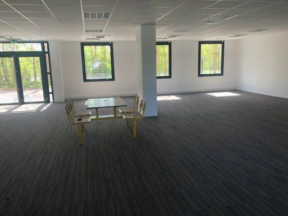 Location bureau - 152 m²