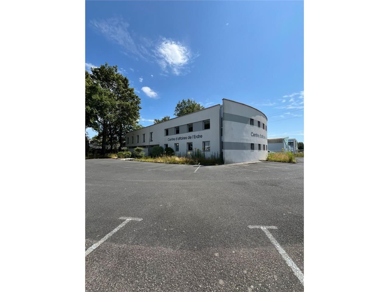 Location bureaux 900 m² à La Chapelle-sur-Erdre