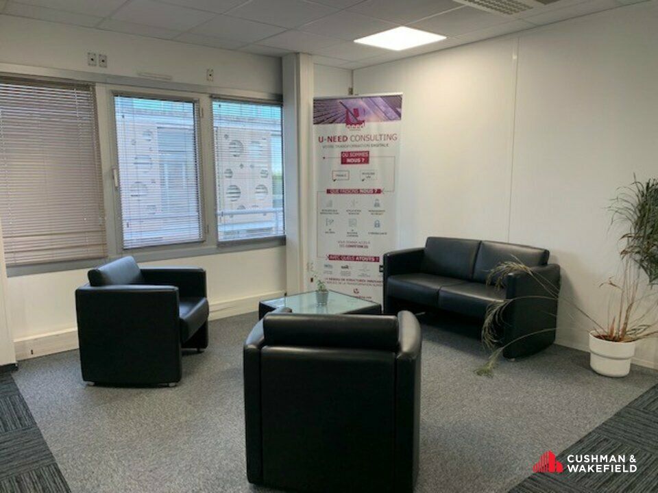 BUREAUX 164 M² À LOUER