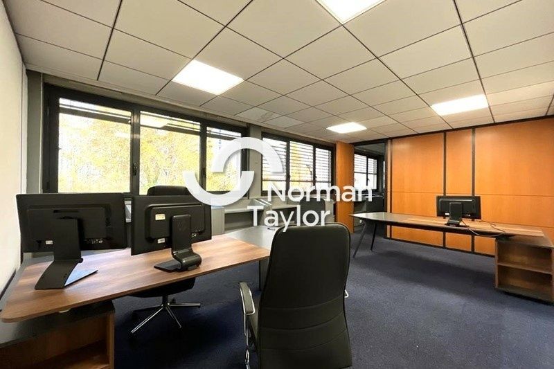 Vente bureaux 250 m² divisibles à partir de 110 m²