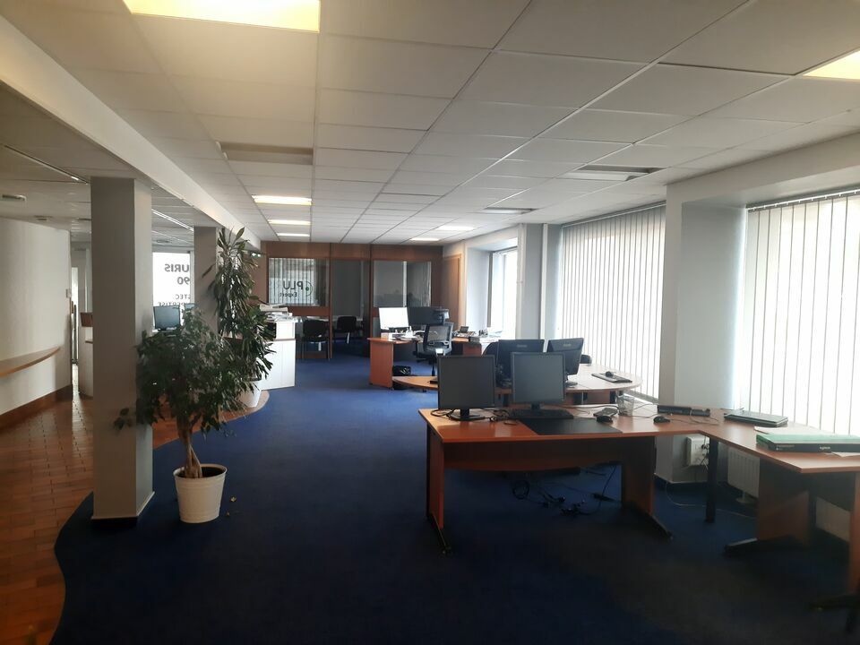 Vente local commercial 159 m² non divisibles