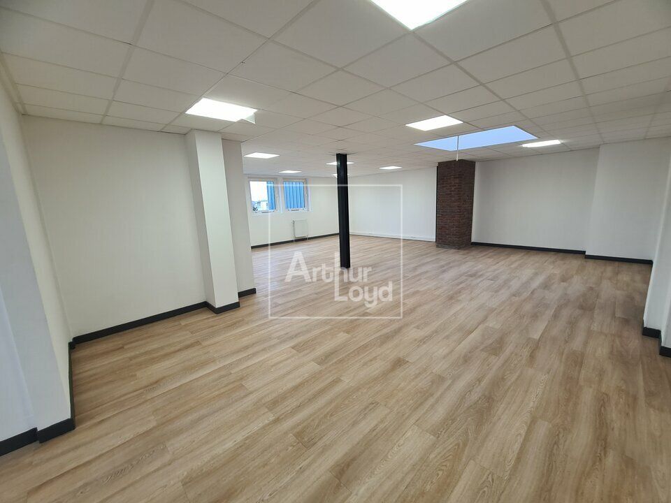Plateau de bureaux 330m² à louer - Vaux-le-Pénil