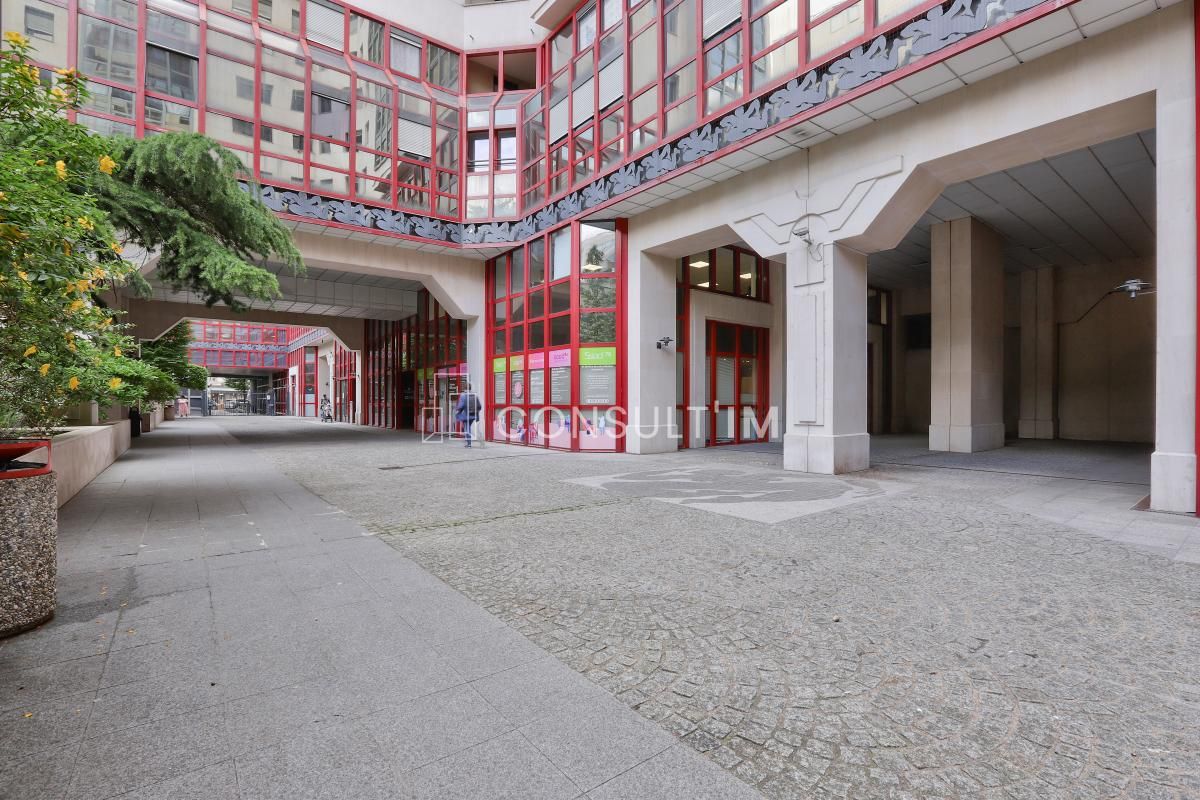 Location bureaux 1610 m² divisibles à partir de 157 m²