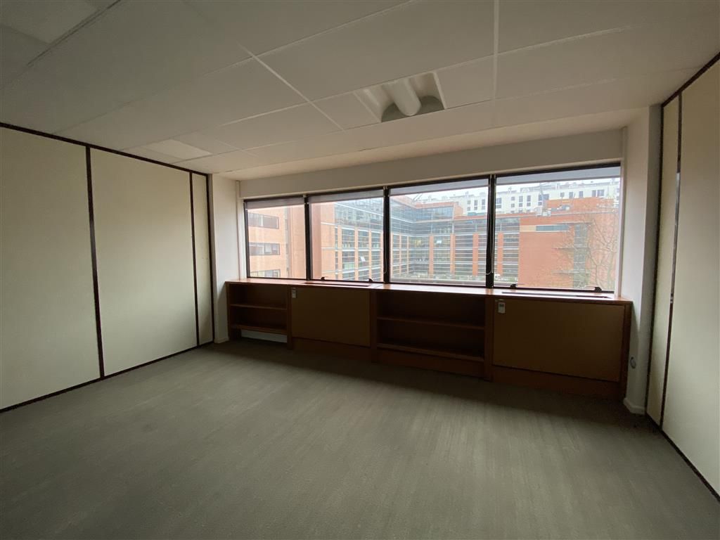 Vente bureaux 403 m² non divisibles