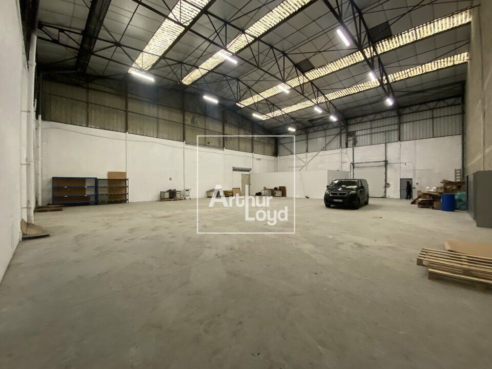 Location local d''activites 508 m² non divisibles
