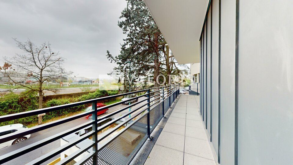 857.9 m² pour ce bureaux en location à Dardilly