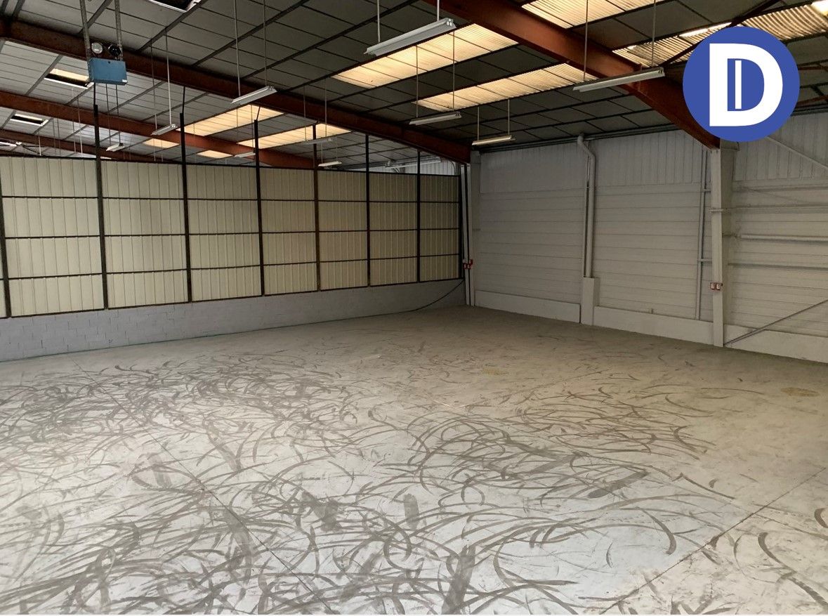 Location activites 1080.00 m² non divisibles