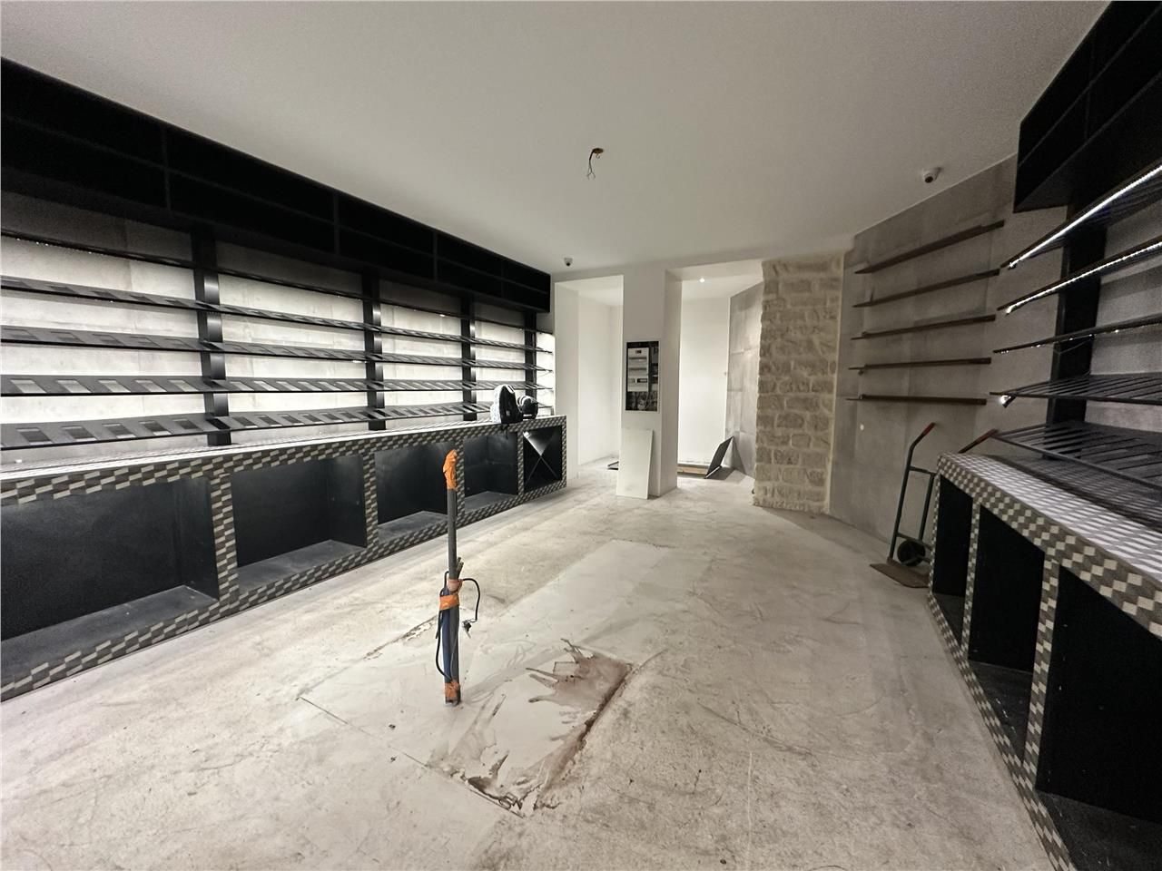 Location local commercial 35 m² non divisibles