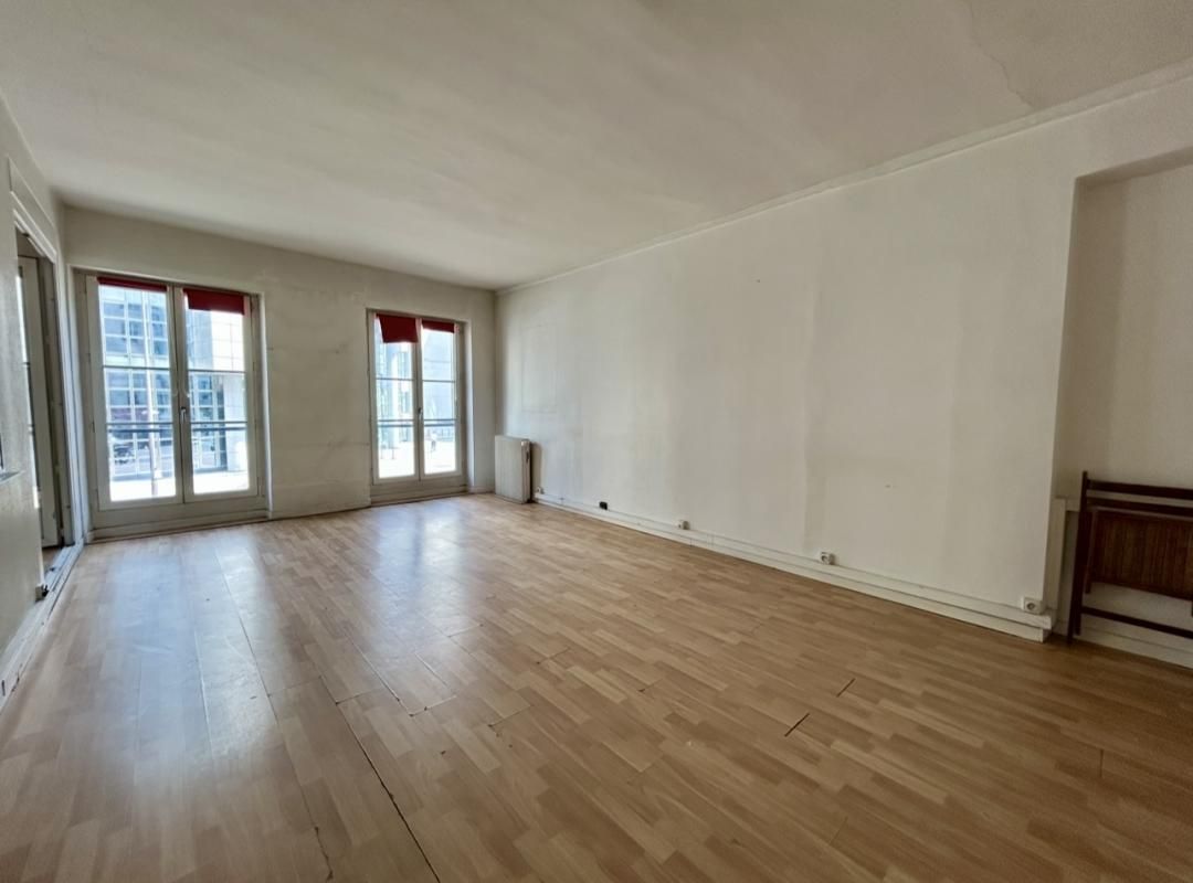 Location Bureaux 85 m² non divisibles