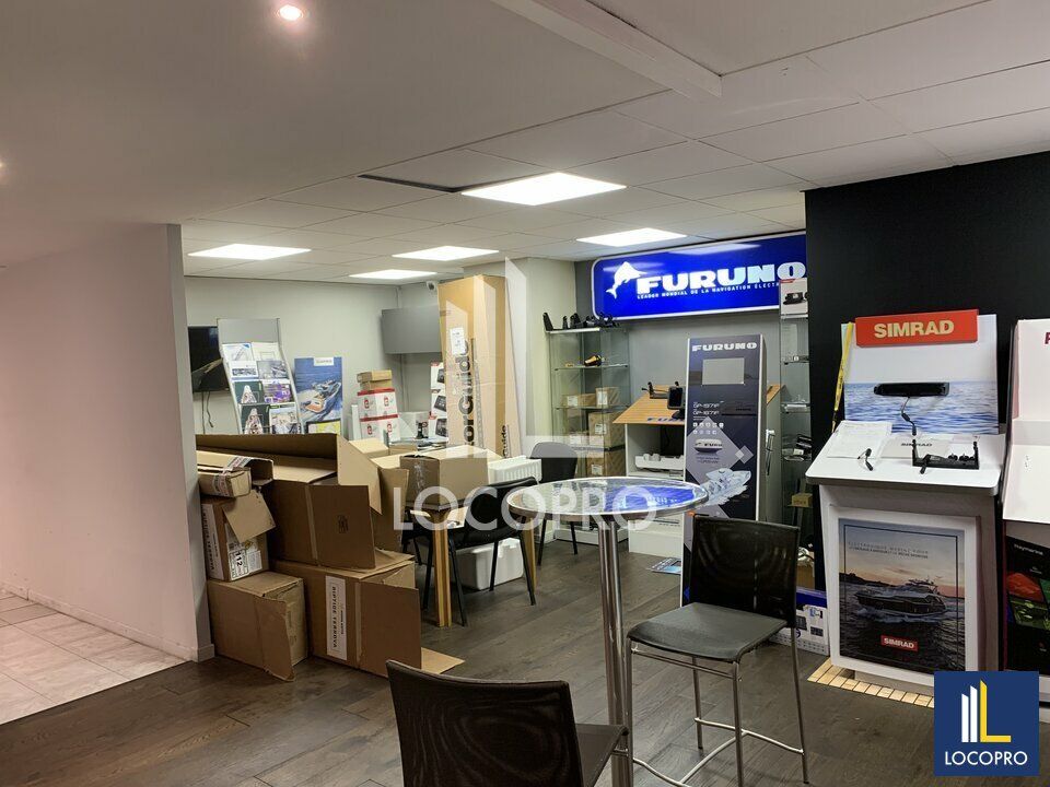 VENTE - MURS COMMERCIAUX LIBRES - 137M2 - CAGNES SUR MER 