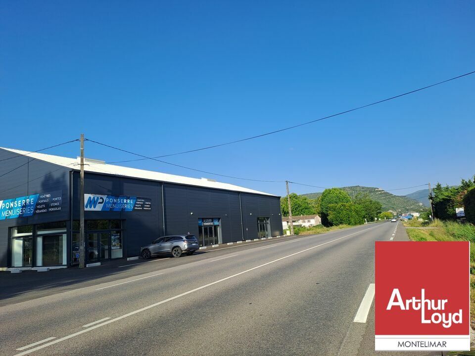 LORIOL SUR DROME, Proche échangeur A7, à louer Local Commercial ou d'activité de 418 m2 environ divisible à partir de 166 m2.