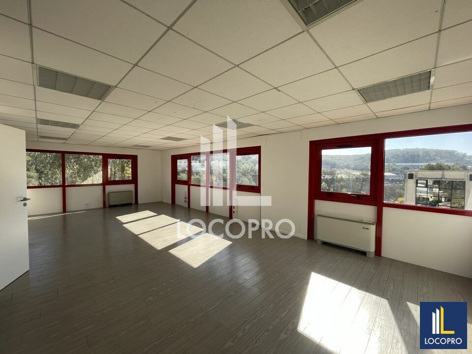 A LOUER - BUREAUX - CHEMIN DE SAINT BERNARD - VALLAURIS/ SOPHIA ANTIPOLIS
