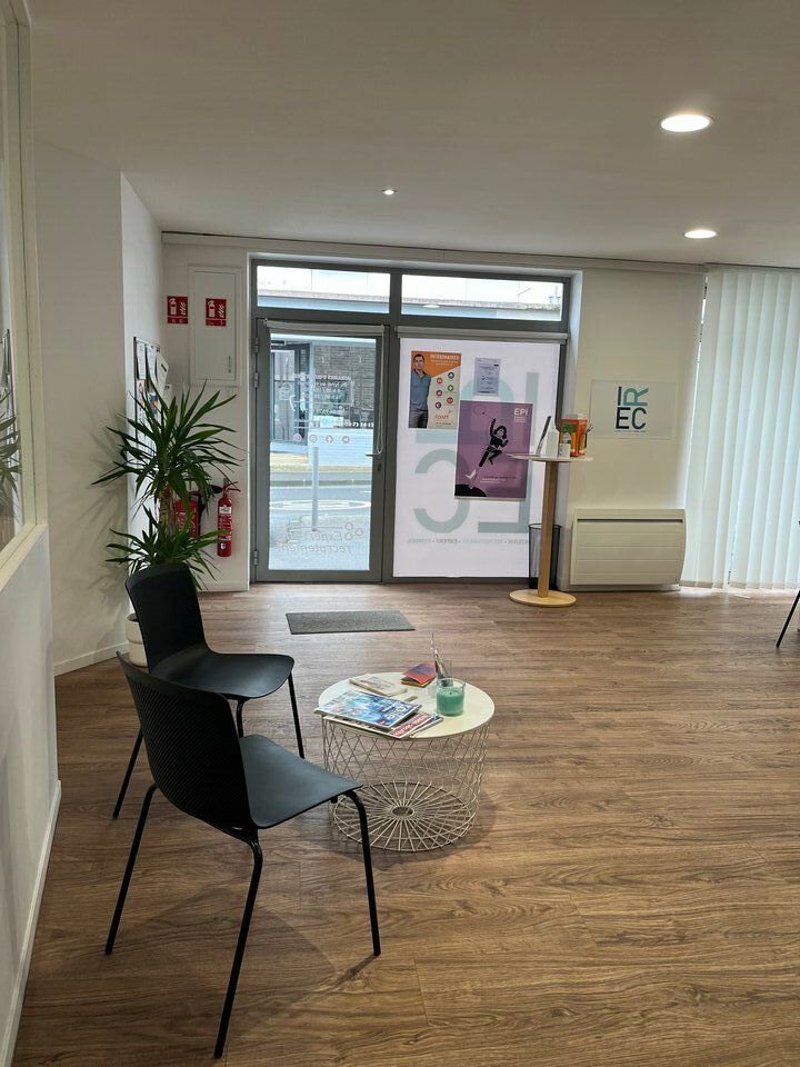 Location bureaux 70 m² non divisibles