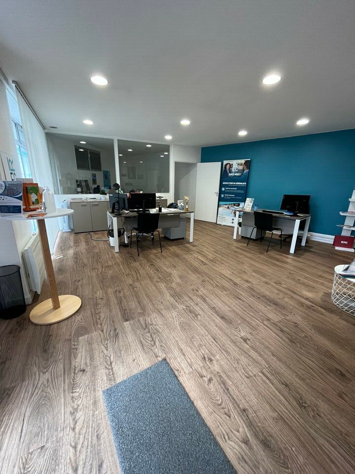 Local Commercial limite Clermont/Chamalières à Louer.