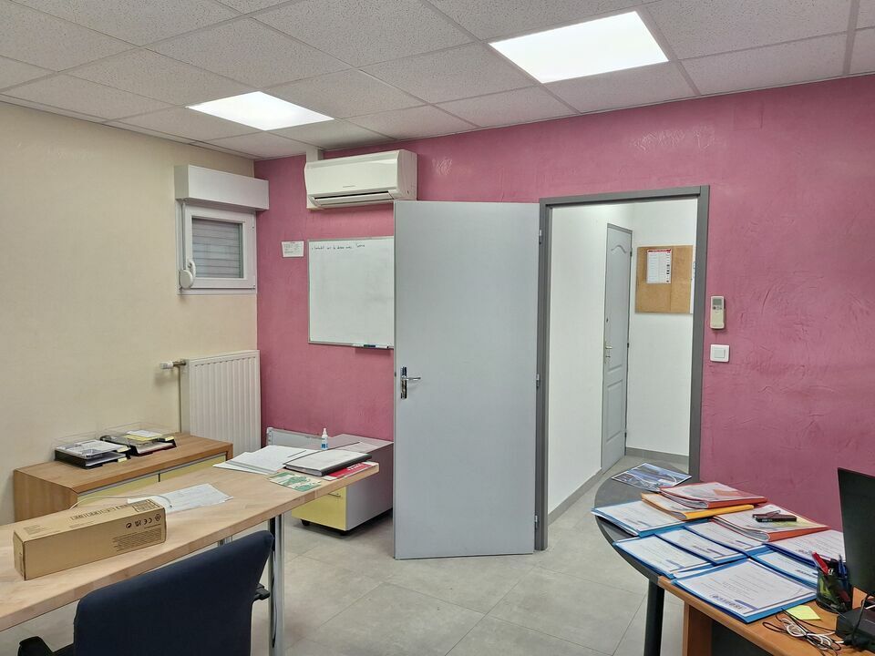 Cellules d'activités et de bureaux à louer