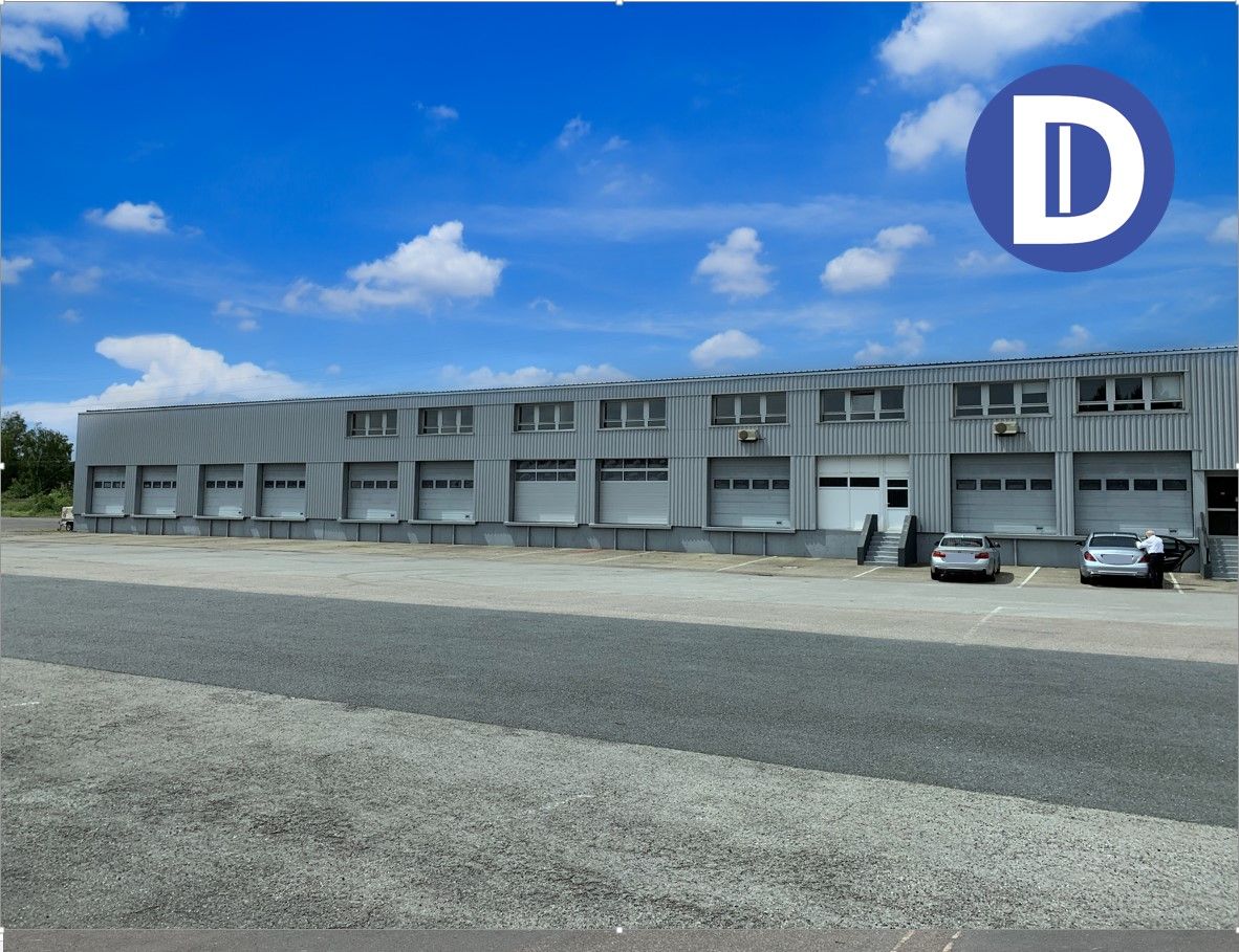 Location activites 1880.00 m² non divisibles