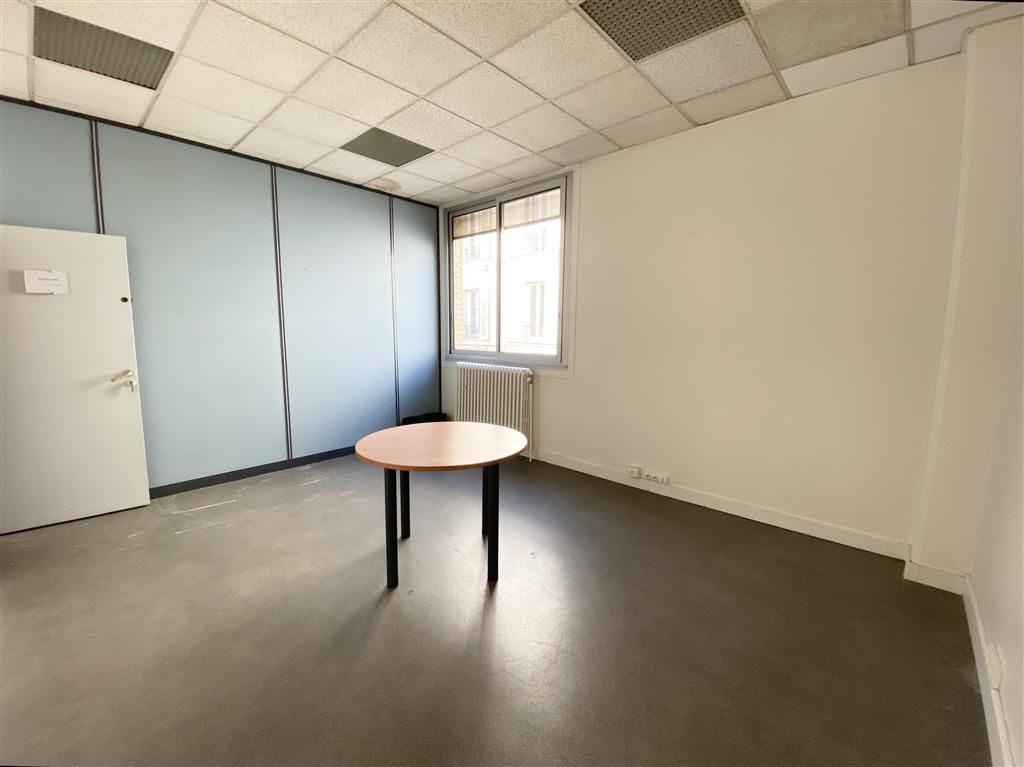 Location bureaux 45 m² non divisibles