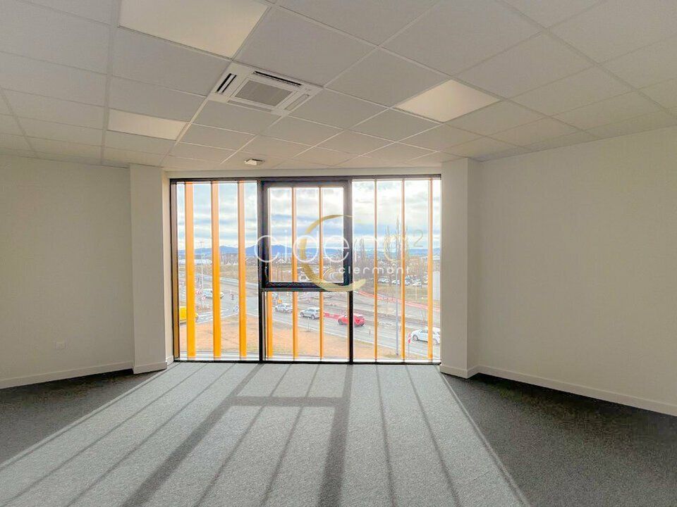 Vente bureaux 198 m² non divisibles