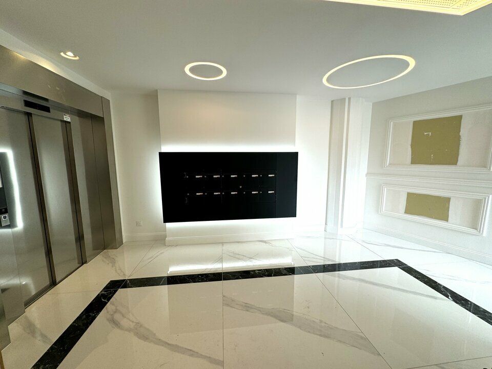 TOURS GARE BUREAUX A LOUER 363 M² ACHAT POSSIBLE