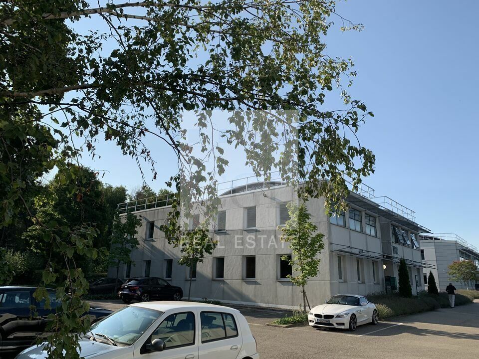 Location bureaux 93 m² non divisibles