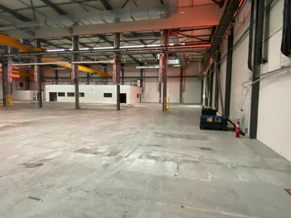 Local industriel de 4174m² à vendre à Brive (19).