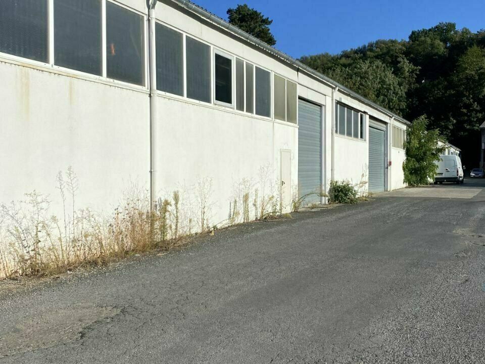 Local d'activité de 218m² à louer à Brive (19)