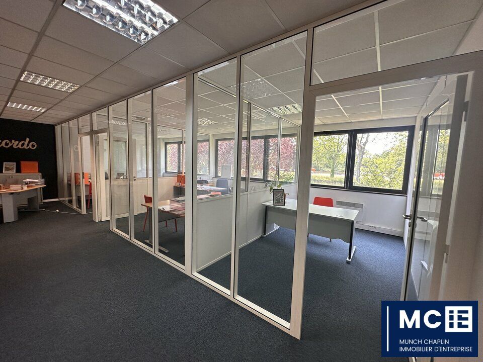 Location bureaux 166 m² non divisibles