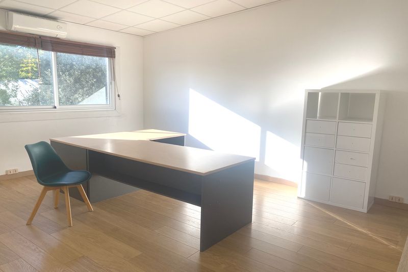 A louer bureaux au Crès