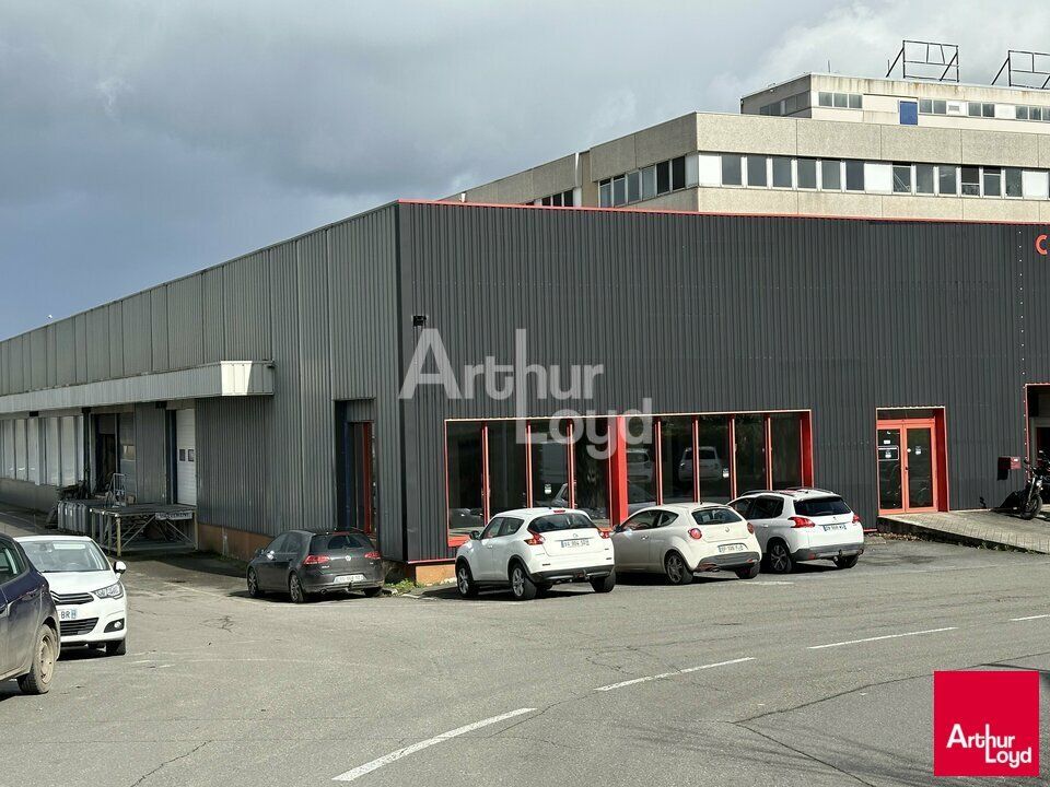 Vente local d''activites 375 m² non divisibles