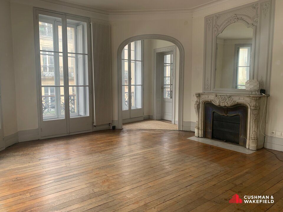 Location bureaux 160 m² non divisibles