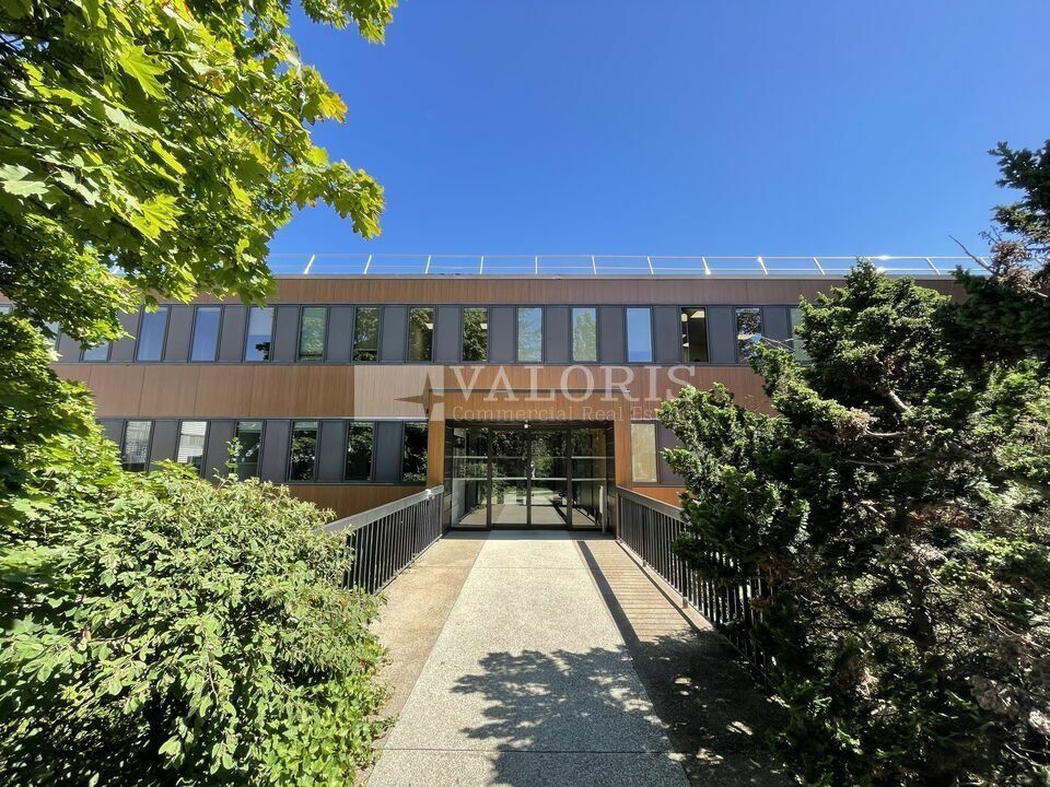 Location bureaux 409 m² divisibles à partir de 92 m²