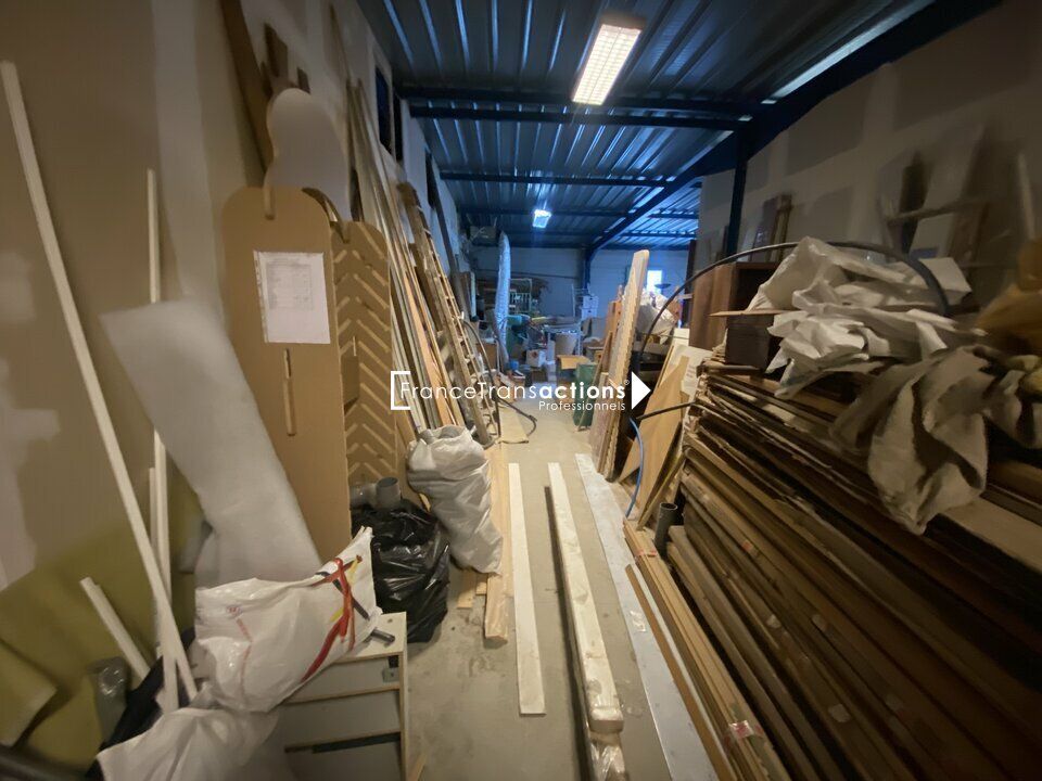 A LOUER LOCAL COMMERCIAL 433 m² SAINT ORENS