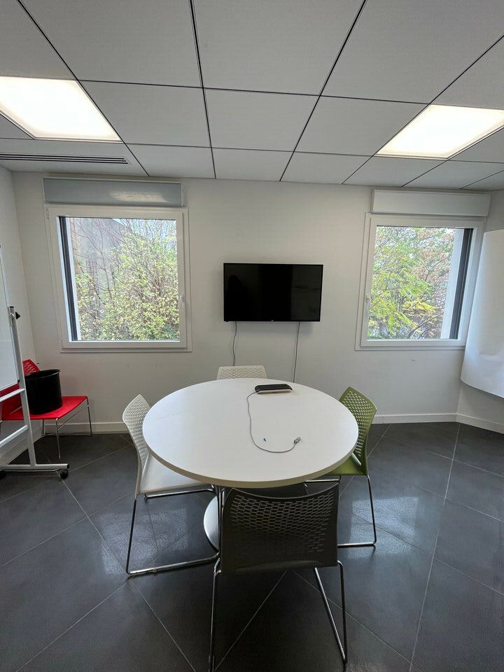 Vente bureaux 700 m² non divisibles