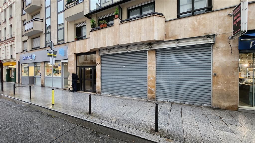 Location local commercial 84 m² non divisibles