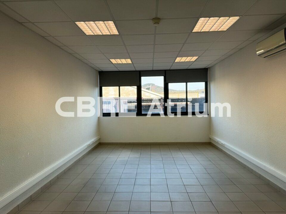ROMAGNAT ZONE DE L'ARTIERE BUREAUX 149 M² A LOUER