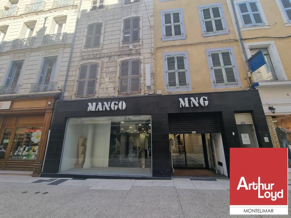 Location local commercial 250 m² non divisibles