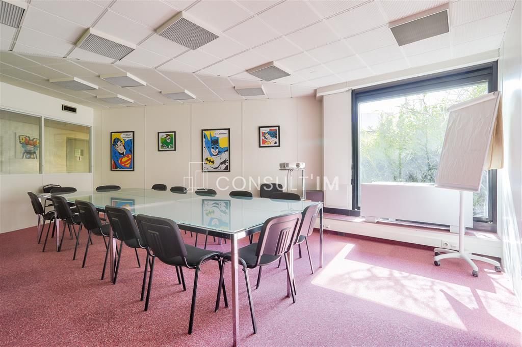 Vente bureaux 260 m² non divisibles
