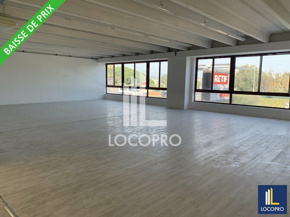 Location bureaux 350 m² non divisibles