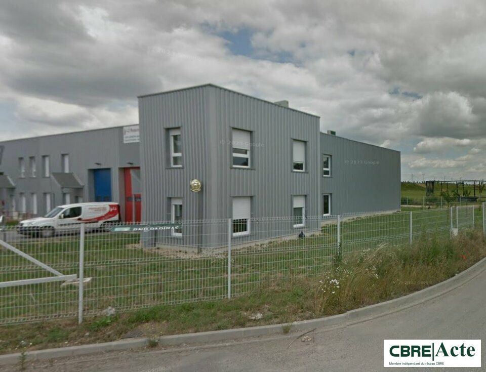 Location local d''activites 618.08 m² divisibles à partir de 309 m²