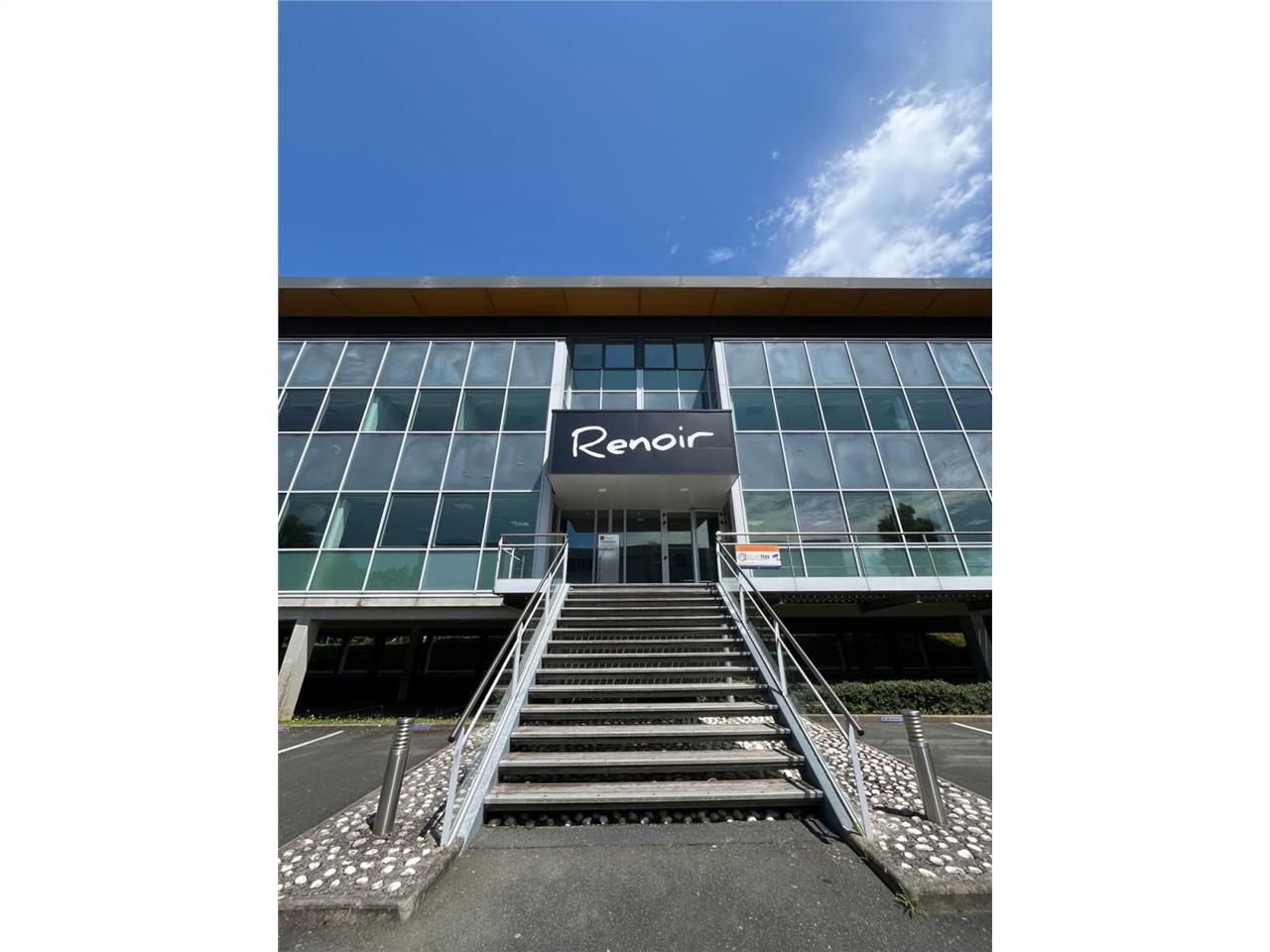 Location bureaux 2352 m² à La Chapelle-sur-Erdre