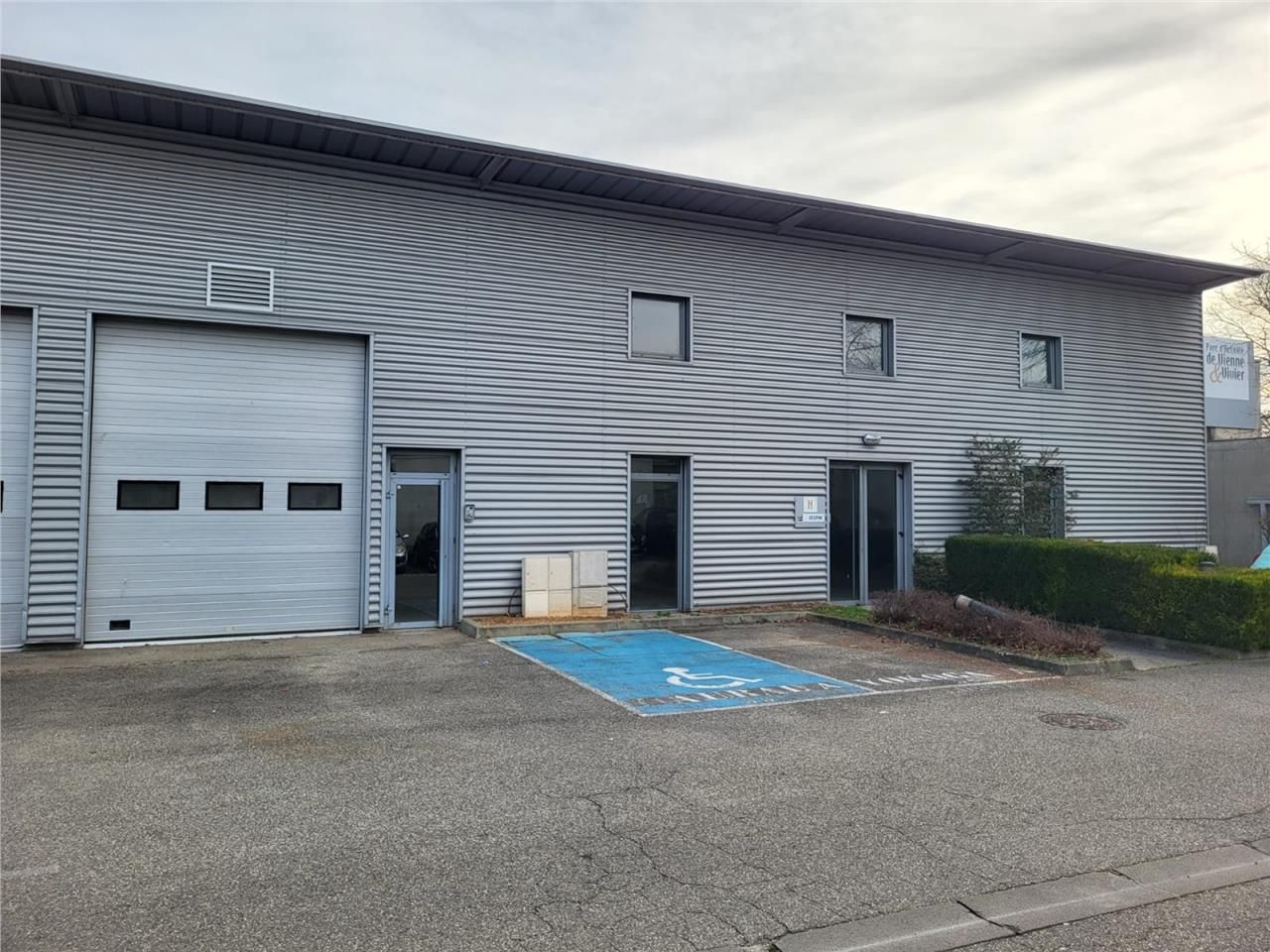 Location local 364 m² à Lyon