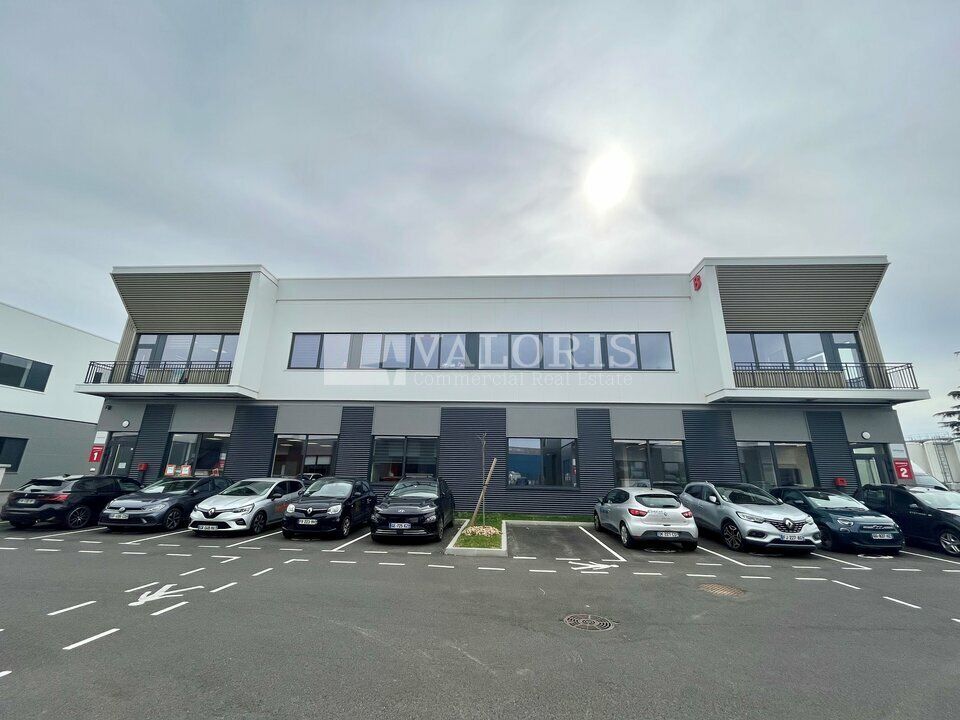 Location local d''activites 529 m² non divisibles