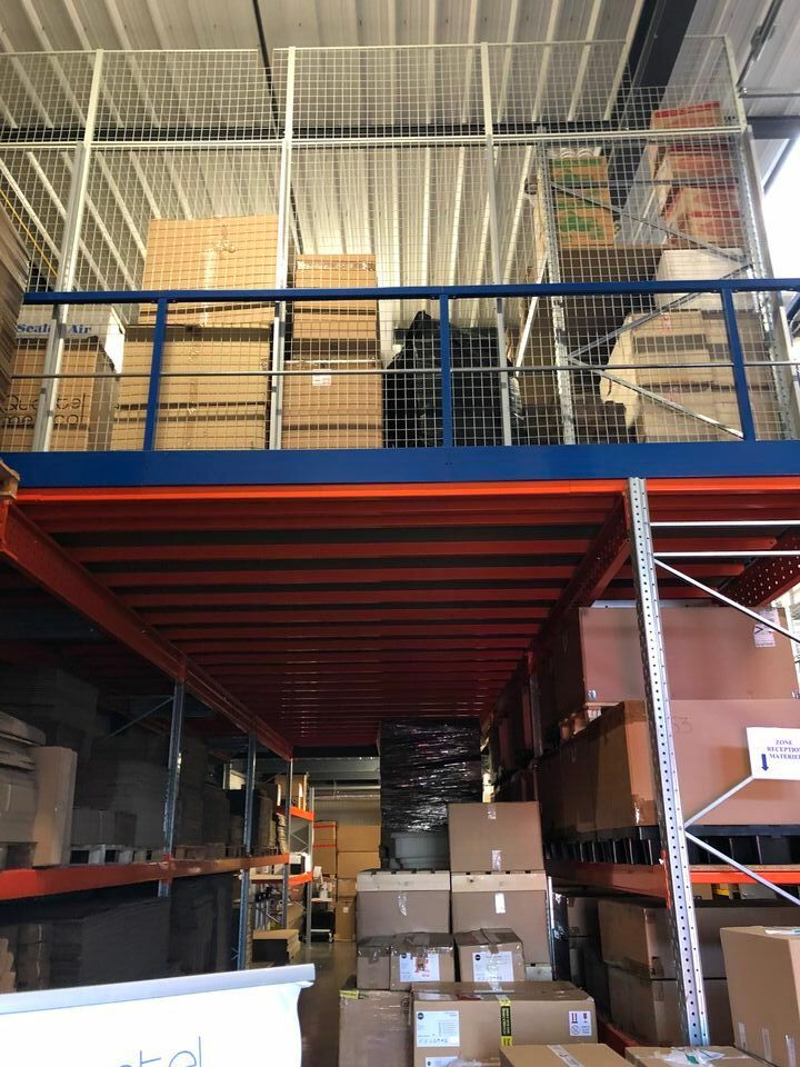 Location local d''activites 530 m² non divisibles