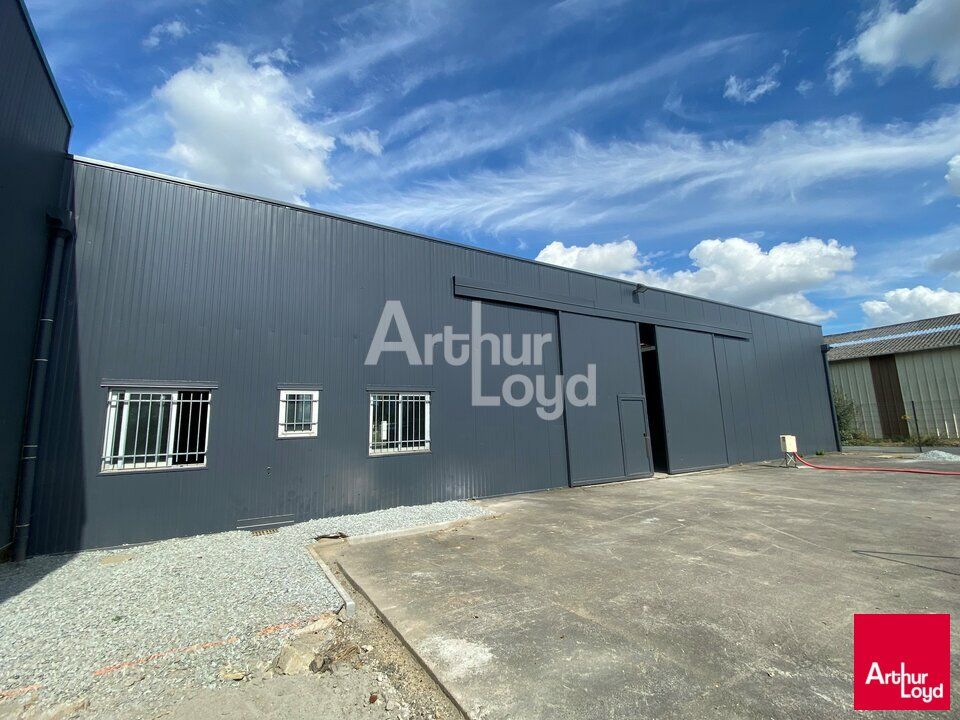 Vente local d''activites 610 m² non divisibles