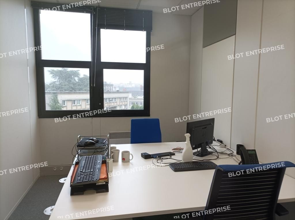 Location bureaux 127 m² non divisibles