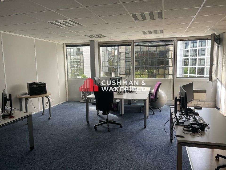 Vente bureaux 127 m² non divisibles