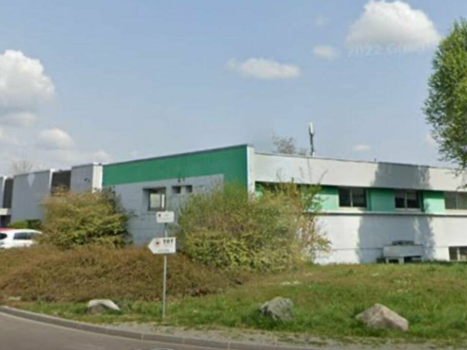 Locaux d'activités de 380m² à louer à proximité de Belfort.