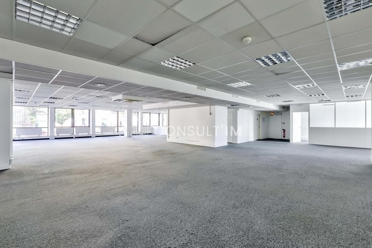 Vente Bureaux 374 m² non divisibles